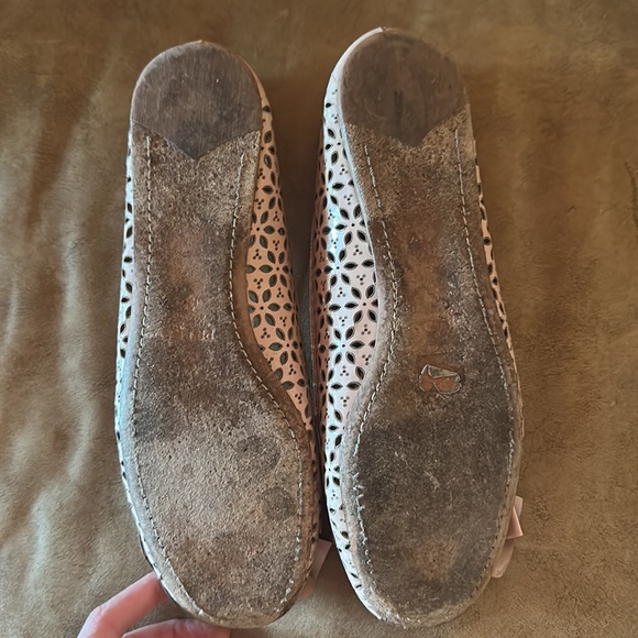 PRADA Patent Leather Bow Ballerina Flats - Picture 4 of 6